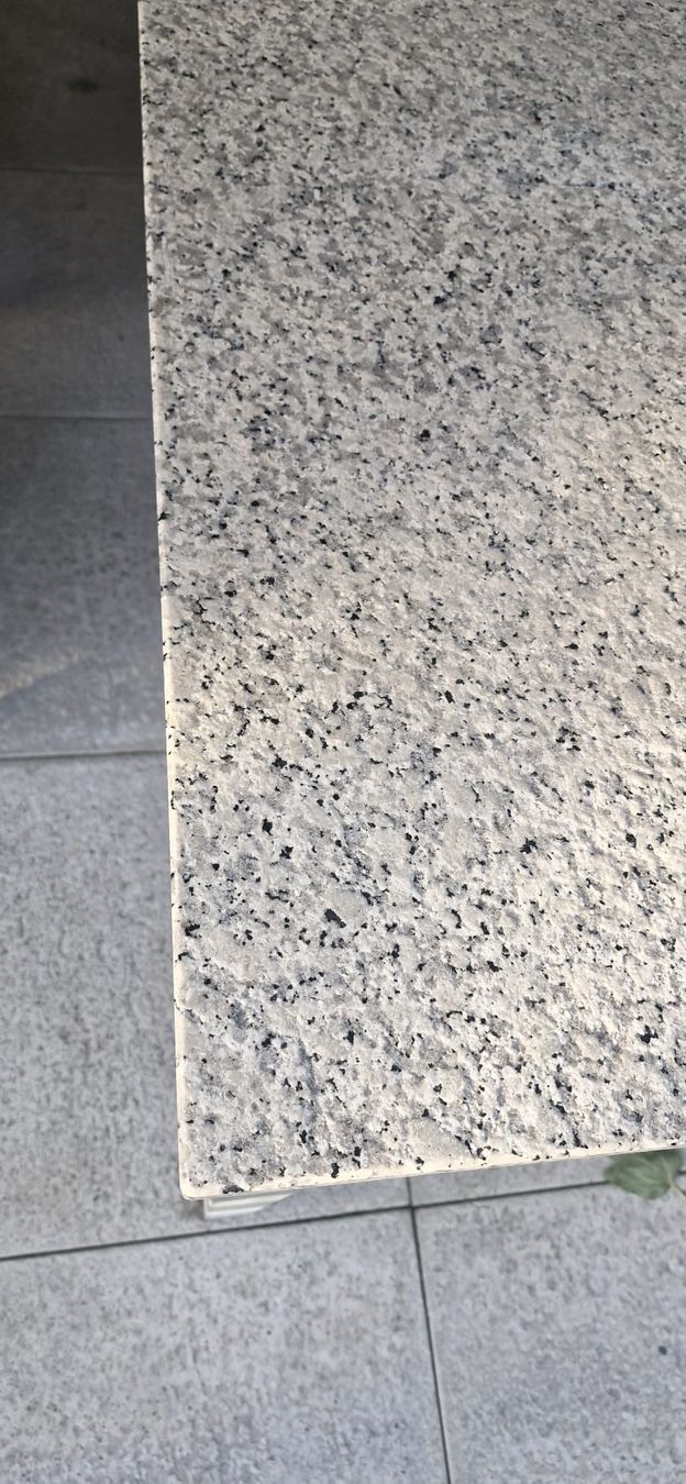 Tavoli: Gartentisch mit Granitplatte – Usato da Burgdorf venduto da 01jschenk 2