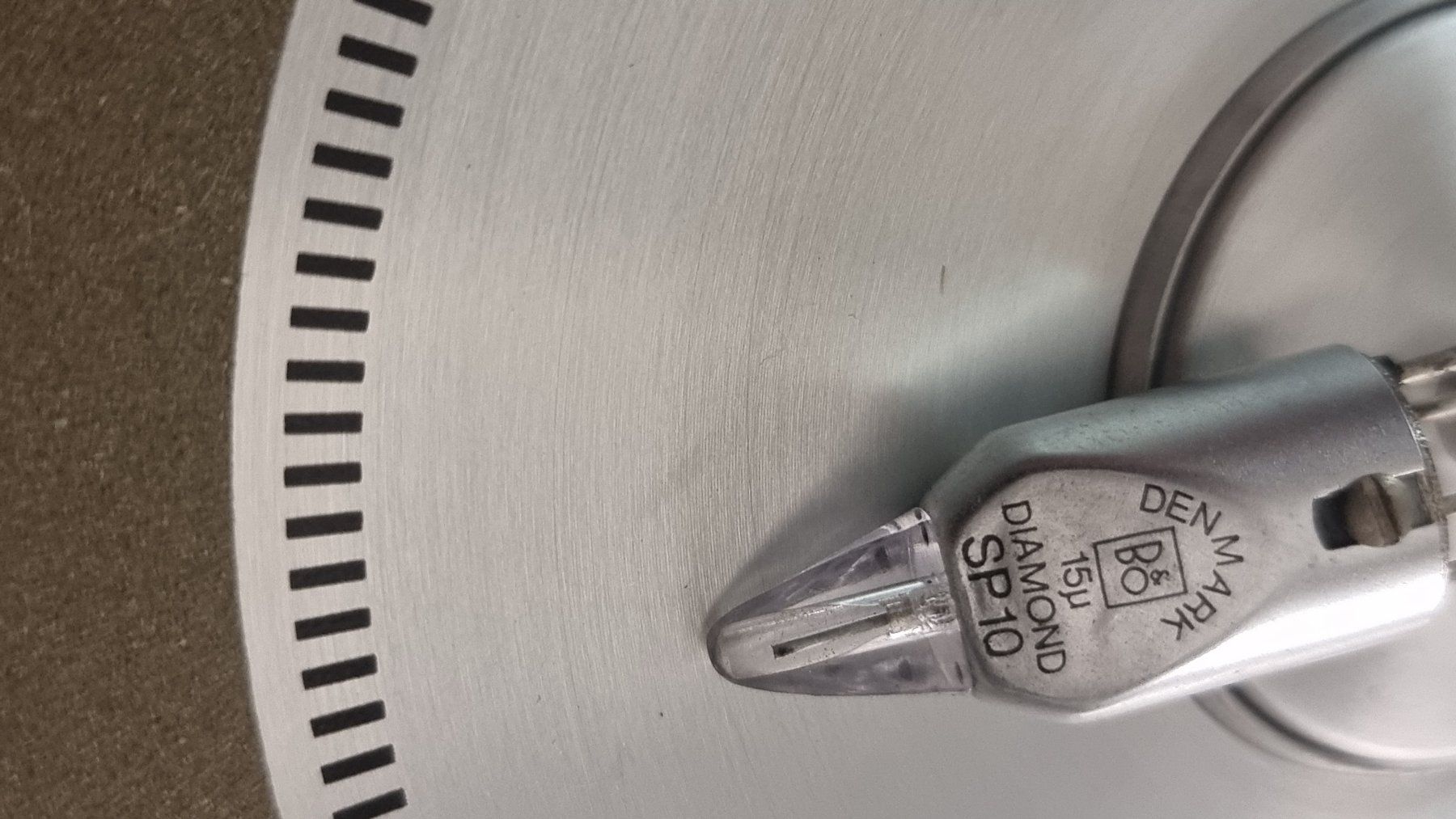 Bang & Olufsen Tourne-disques: B&O Beocenter 3500 – Défectueux à Schöfflisdorf par Silvervintage.CH 1