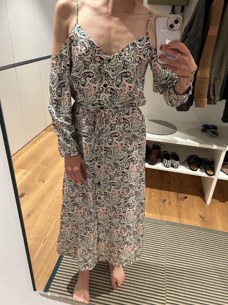 Kleider: Dress – Gebraucht aus Bern von jos_xdf8 2