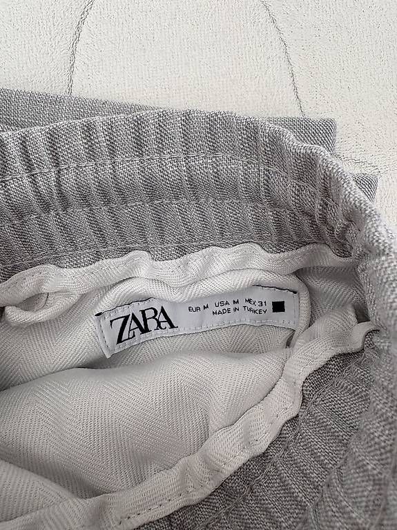 Pantaloni: Zara pantalon gris – Usato da Geneve venduto da tom_d7f8 2