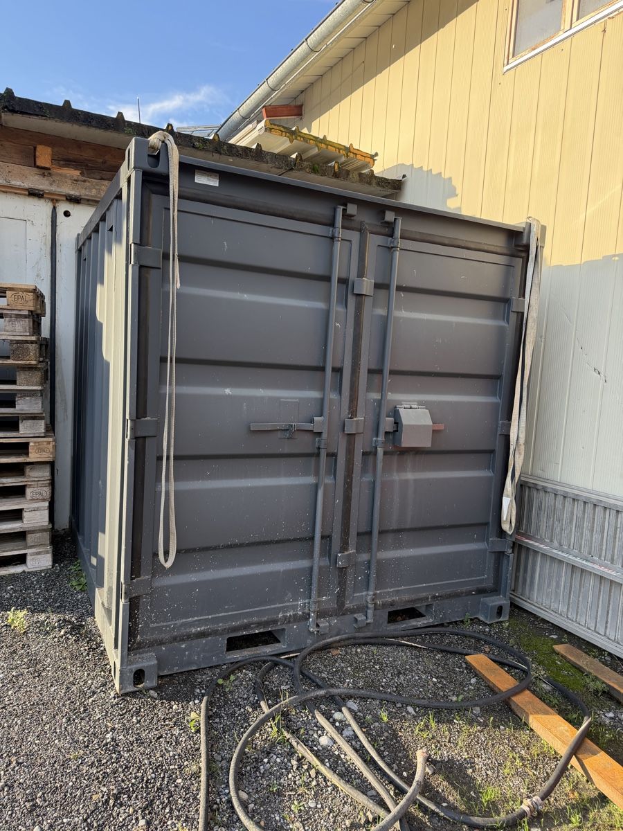 Autres articles bureau & commerces: Schiffcontainer – D'occasion à Buchs SG par cayenneturbo96