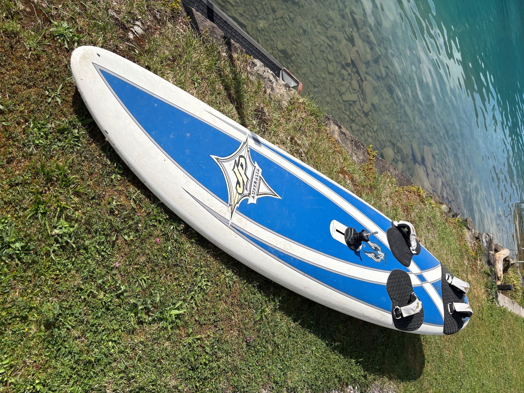 Planches de surf: Surfausrüstung – D'occasion à Ostermundigen par Jgus