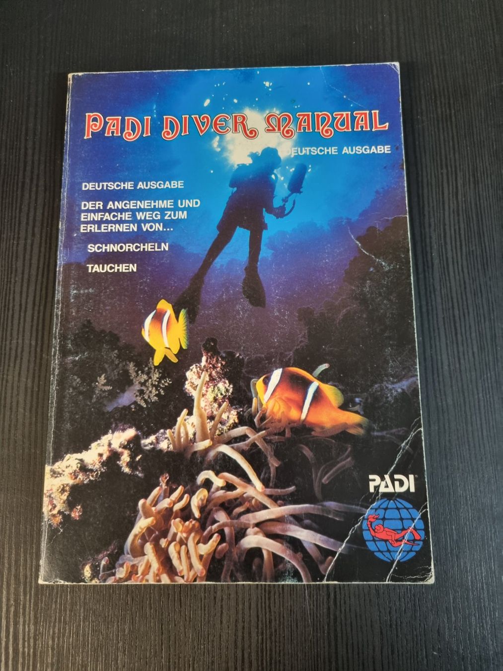 Libri: PADI Diver Manual, Deutsche Ausgabe, – Usato da Waltenschwil venduto da Poggi24