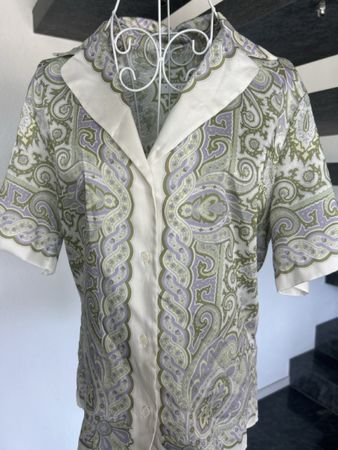 Chemise Sandro motifs cachemire vert et violet bon état