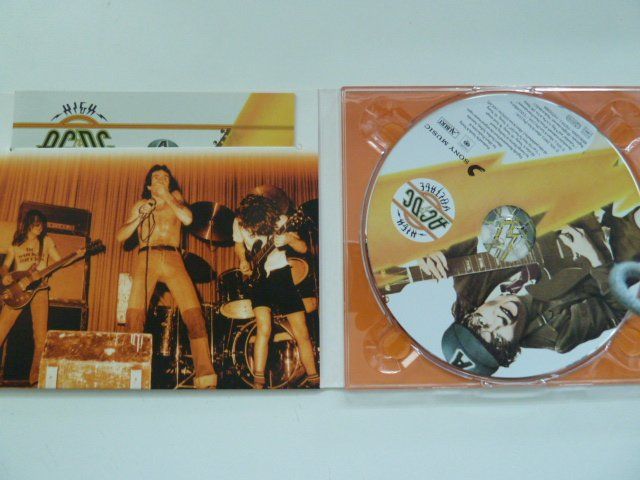 CD: AC/DC - High Voltage  (Digipack) – Usato da Au ZH venduto da sikoku 1