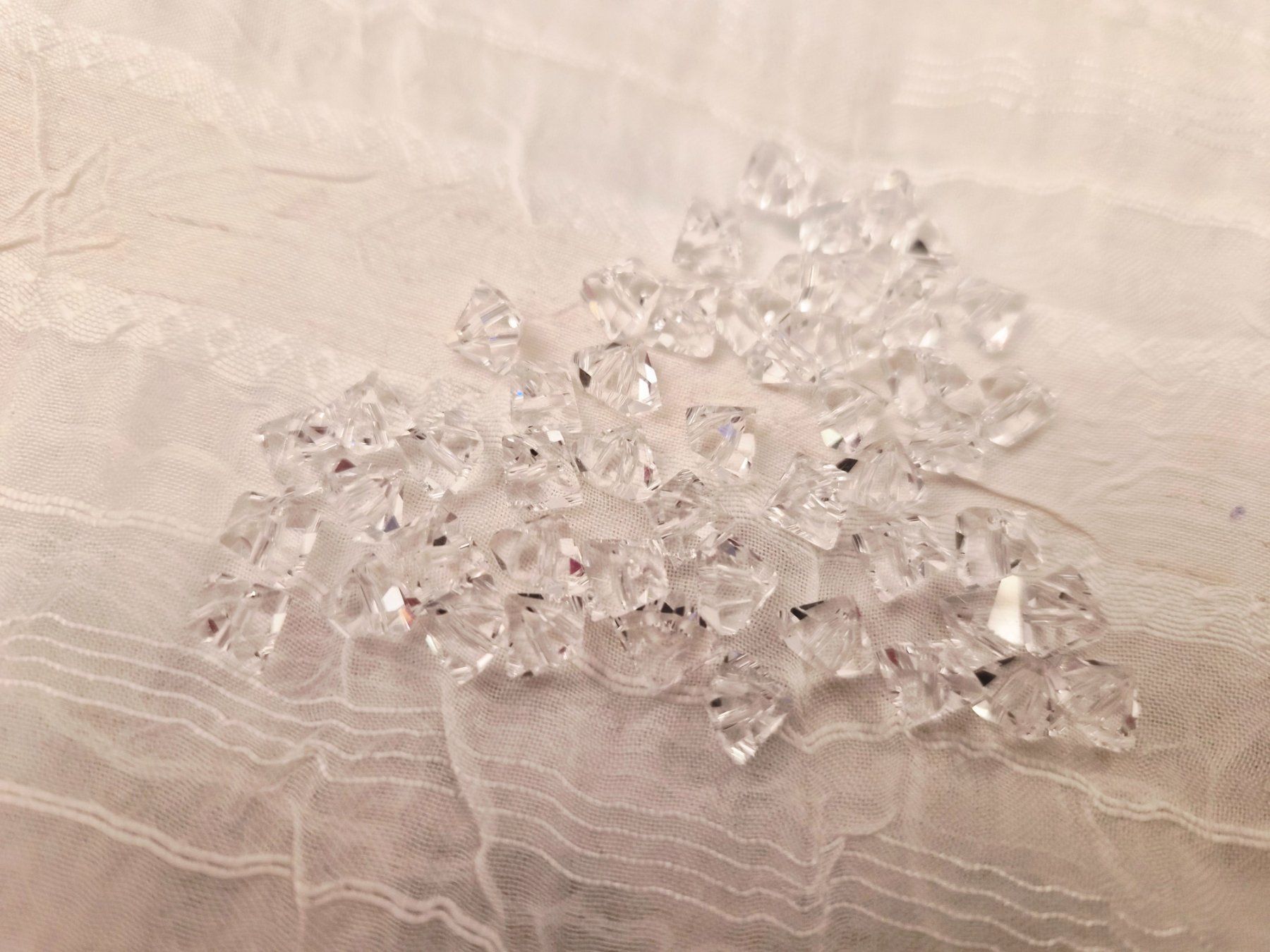 Perle (finte): Glasschliffperlen 50stk 6mm crystal – Nuovo e nell'imballaggio originale da Dietikon venduto da Eleda
