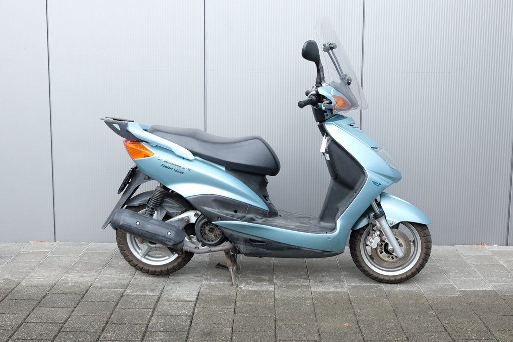 Yamaha Scooter: Yamaha XC125 Cygnus X – Usato da Sargans venduto da pirelli146 4
