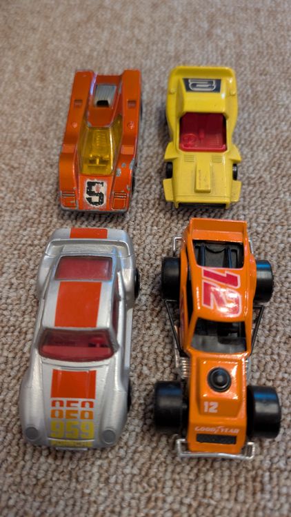 Modellini d'auto: 7 Spielzeug Rennautos – Usato da Itingen venduto da wali19