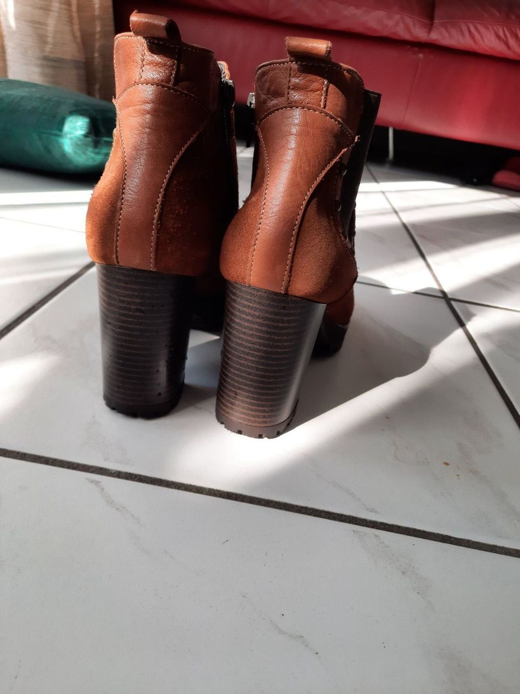Scarpe da donna: Stiefelleten Gr.38 – Nuovo (secondo la descrizione) da Niederwil AG venduto da marciag 4