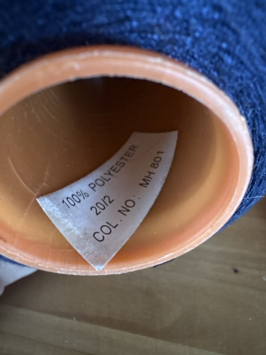 Cordicelle & Fili: Overlock Faden Lot – Nuovo (secondo la descrizione) da Rümlang venduto da SchumBru10 3