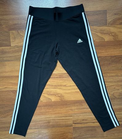 Neue Adidas Leggings/Tights - Grösse M/38