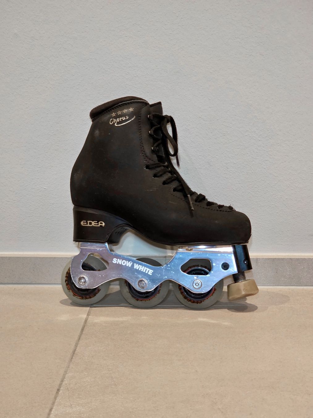 Pattini in linea & Pattini a rotelle: Edea Snow White Inline Kunstlauf Rollerblades – Usato da Sursee venduto da czi_t5sn 6