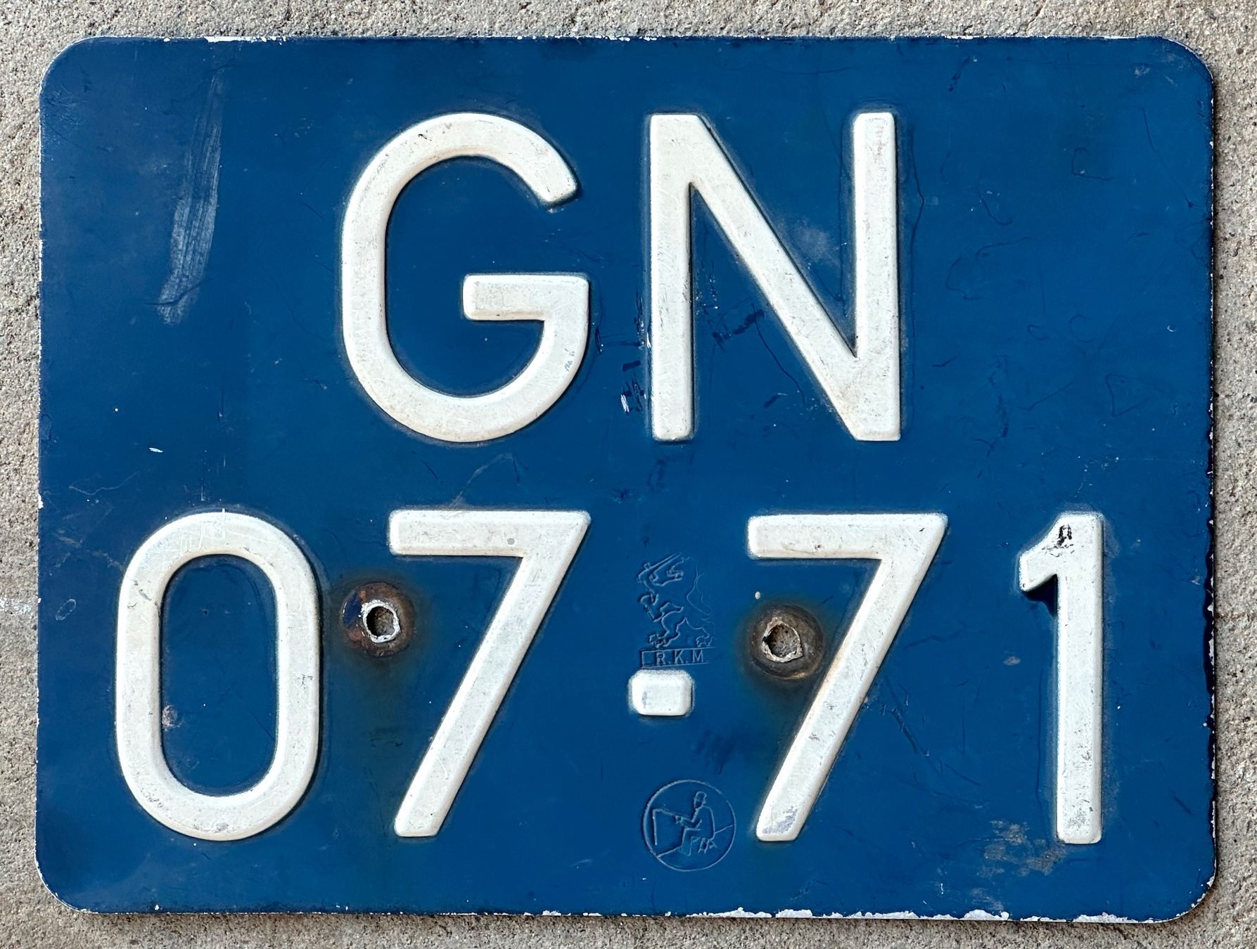 Schilder: Alte, blaue Autonummer – Gebraucht aus Seltisberg von quadartswiss