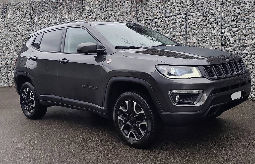 Automobili: Jeep Compass Trailhawk 2.0 TD 4x4 - Full équipé  – Usato da Lieffrens venduto da Remyvd