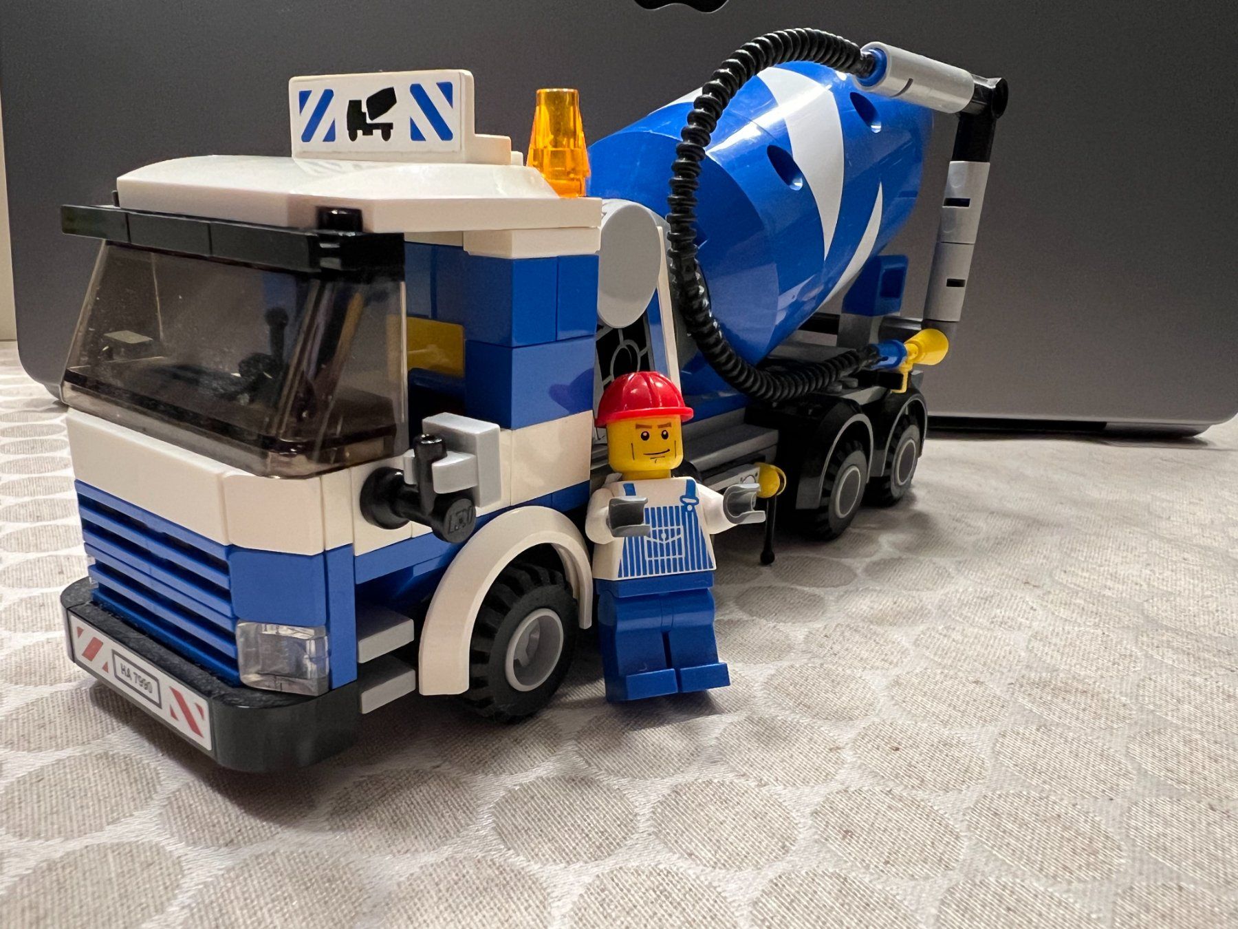 Lego Kit di costruzioni: LEGO City 7990 Cement Mixer – Usato da Unterägeri venduto da Sendito0 3