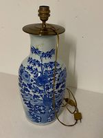 Lampe à poser motifs chinois