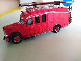 Saurer 3CT1D "Feuerwehr Bern" von Tek-Hoby die Cast 1/50