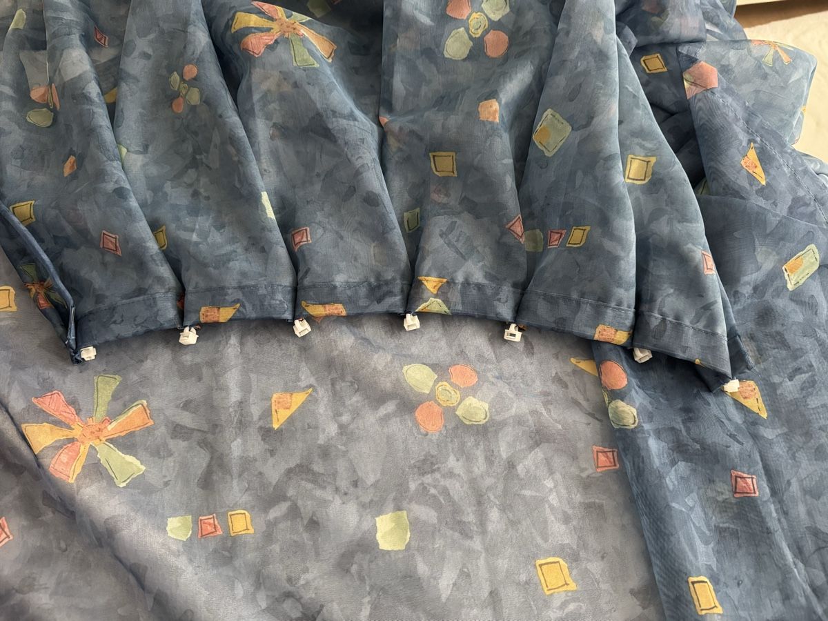 Vorhänge: Vorhang blau gemustert 225 x 145 cm – Gebraucht aus Oberentfelden von Judyku 2