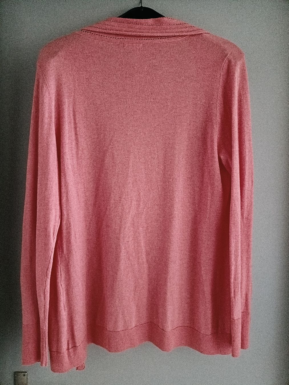 Maddison Pullover & Sweatshirts: Maddison Pulli, Rosa, gut erhalten, Grösse XL – Gebraucht aus Winterthur von meci02 4