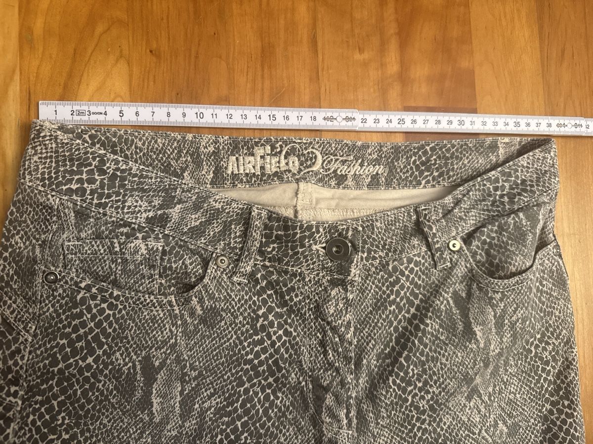 Pantaloni: AIRFIELDHOSE Gr 38 – Usato da Rüti ZH venduto da Sugus99 2