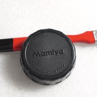 Mamiya ZE Rückdeckel / bouchon arrière / rear Cap. Japan.