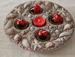 Sommerlicher Kerzenschale mit Marienkäfern und Muscheln