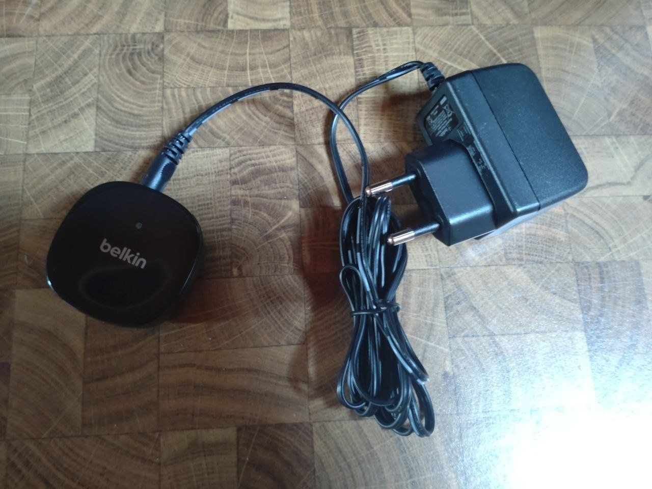 Belkin Laufwerke & Adapter: Belkin Bluetooth Empfänger mit Netzteil – Gebraucht aus Zürich von lup_rbp6 1