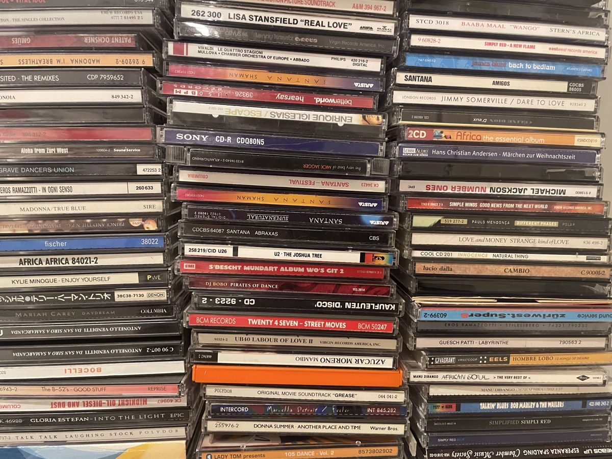 CD: CD Collection 300 + – Usato da Wettingen venduto da Simis2812 2