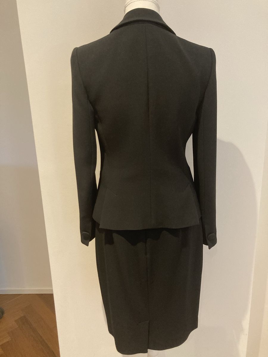 Completi & Tailleur: Emporio Armani Dreiteiler – Nuovo (secondo la descrizione) da Thalwil venduto da reb_8qv9 6