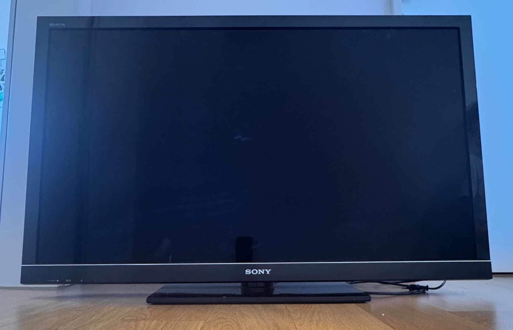 Sony Televisori: Sony BRAVIA 46" Full HD TV – Usato da Thalwil venduto da mel_bz75