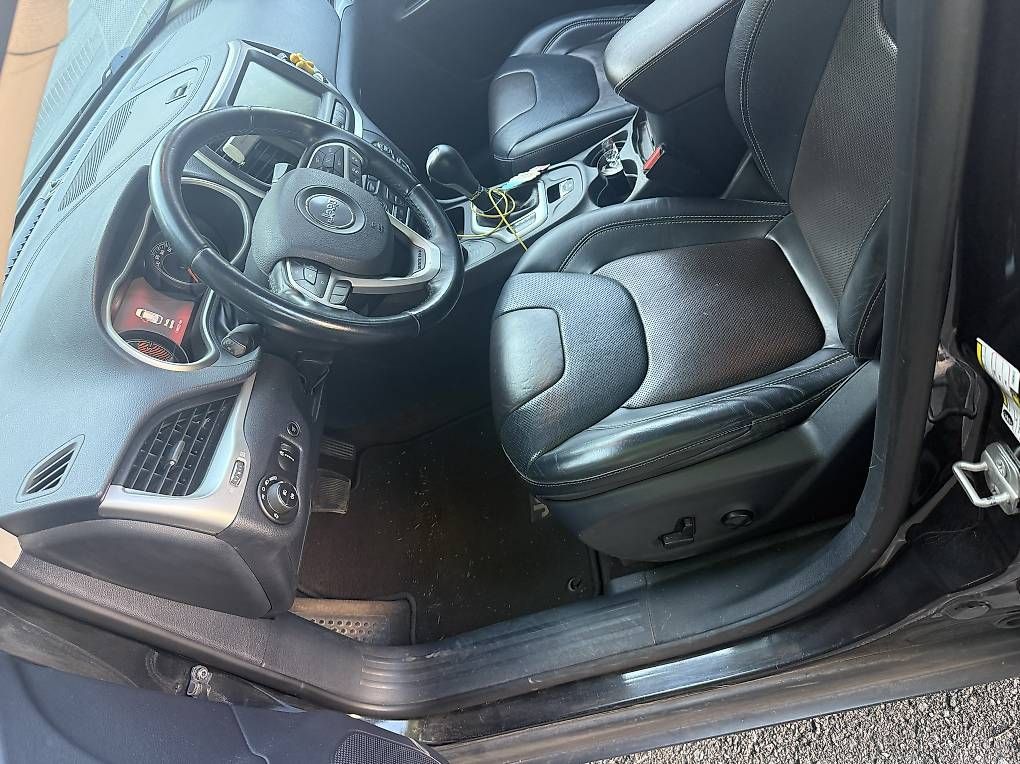 Automobili: Jeep Cherokee – Usato da Balerna venduto da dil_h29w 4