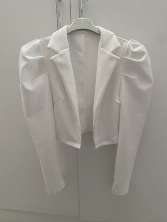 Kurzer Blazer in Weiss Gr. XS