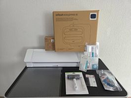 Silhouette Cameo 4 Plus Schneideplotter + 2 Transferpressen