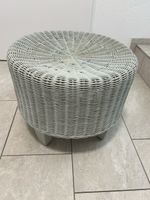 Rattan Hocker rund  grau gestrichen rund 50,  H 39