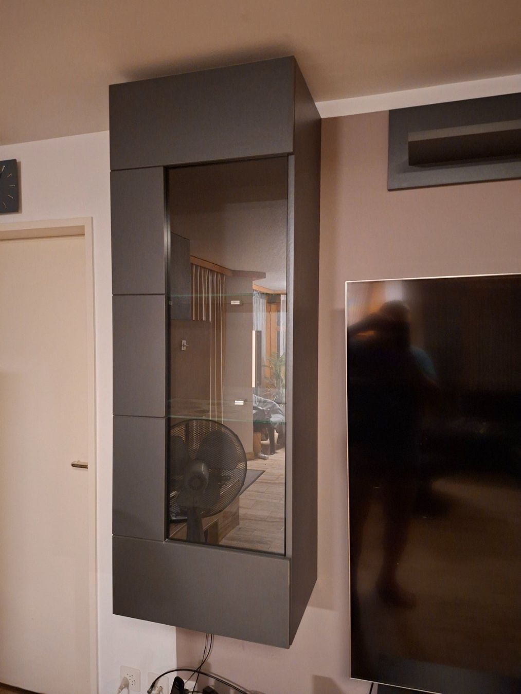 TV Möbel: Wohnwand, TV Möbel, Vitrine – Gebraucht aus Ottoberg von Patric650920 5