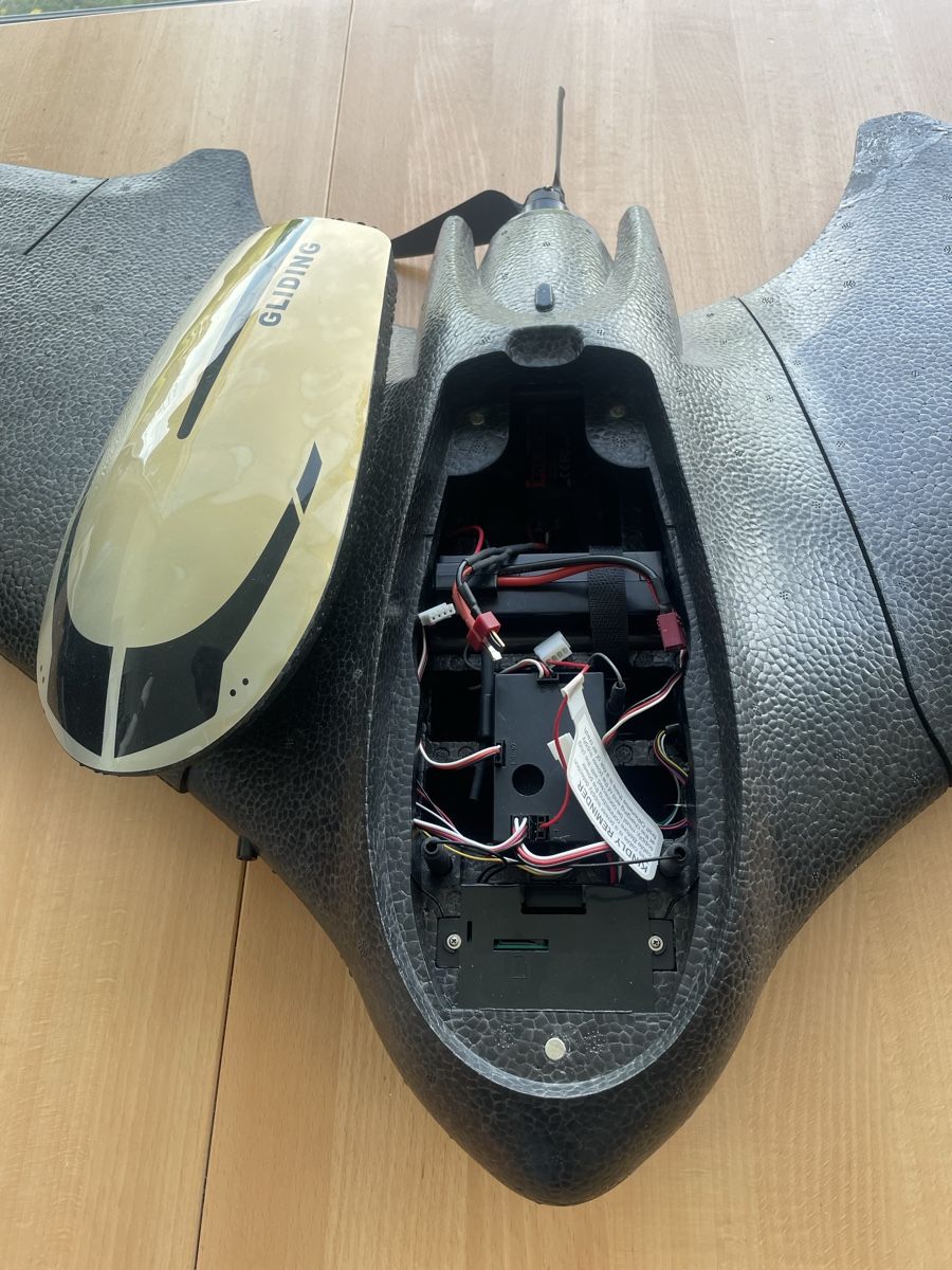 Amewi Modellismo RC: AMEWI Smart A.I. 1500 FPV Gleiter – Difettoso da Wollerau venduto da jan_g5ng 3