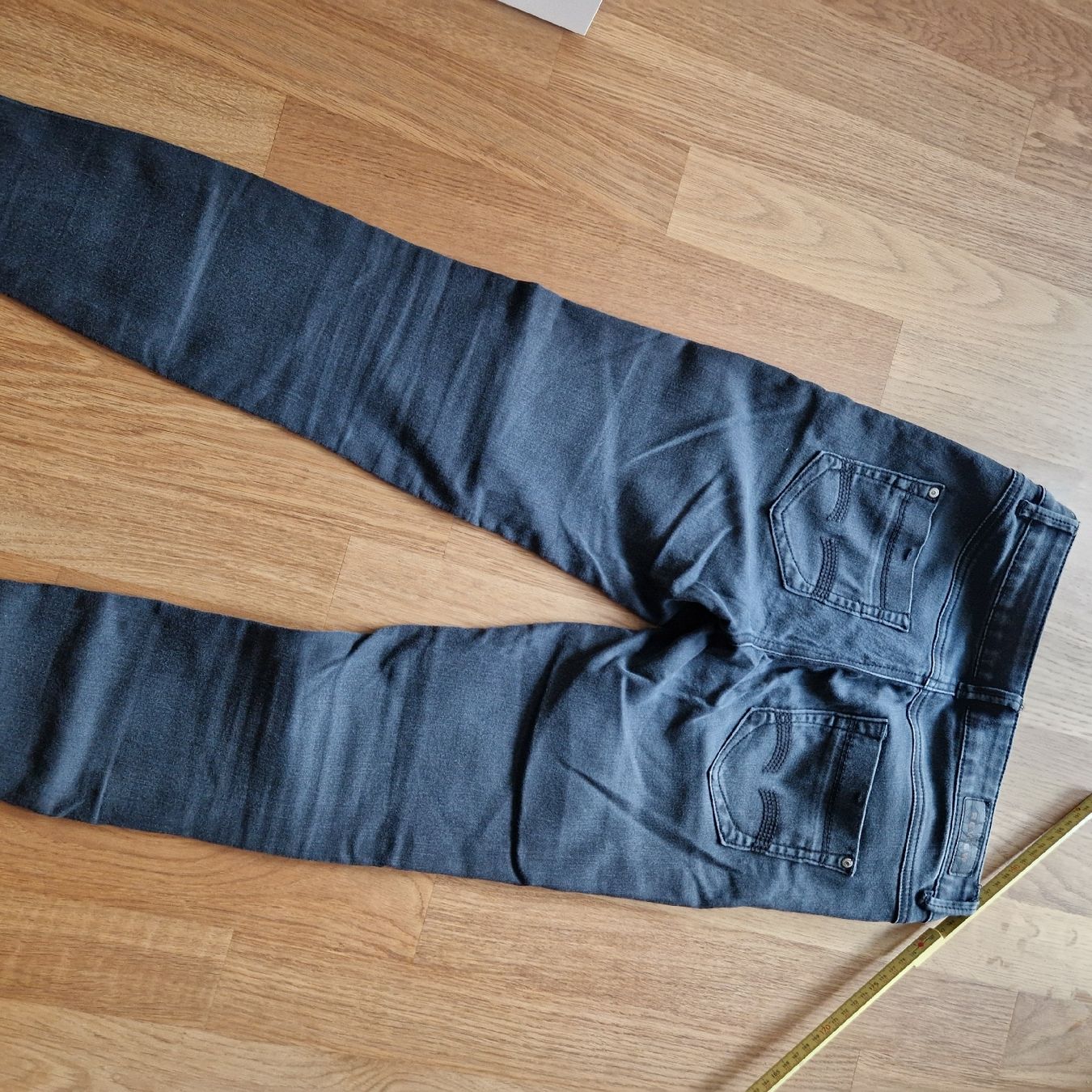 C&A Jeans: Jeans von Review 27 & Clockhouse, Gr. 36 Regular – Usato da Nendeln venduto da witr_gliabt 4
