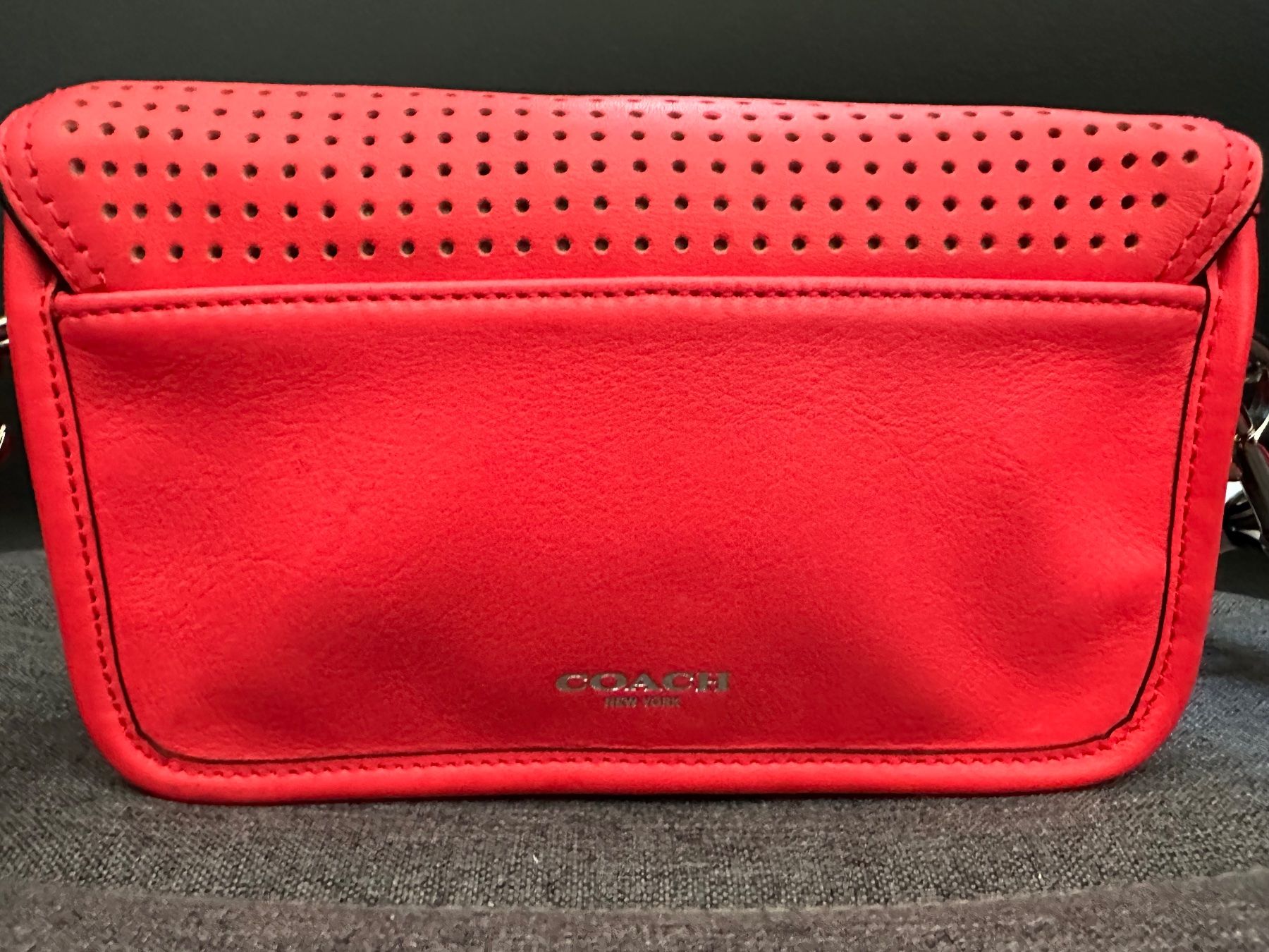 Coach Borse da donna: Umhängetasche Coach – Usato da Muttenz venduto da Daisych 2