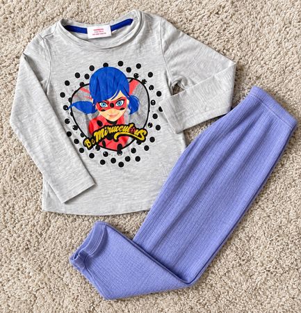 Pyjama Miraculous Ladybug taille 104 parfait pour l'hiver