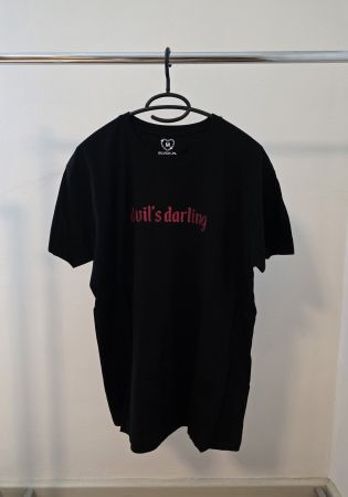 T-Shirt "devil's darling" Blvck