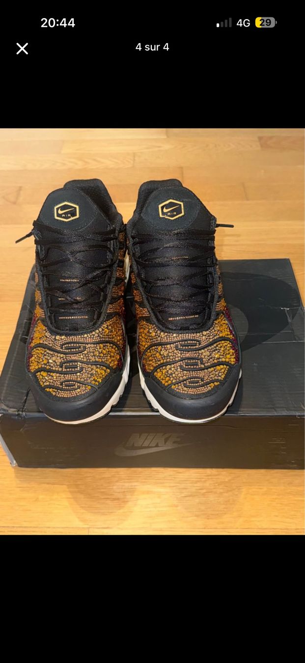 Nike Chaussures hommes: NIKE AIR MAX PLUS SWAROVSKI SUNSET – Neuf (Voir description) à Mont-sur-Lausanne par tav_9qn5 1