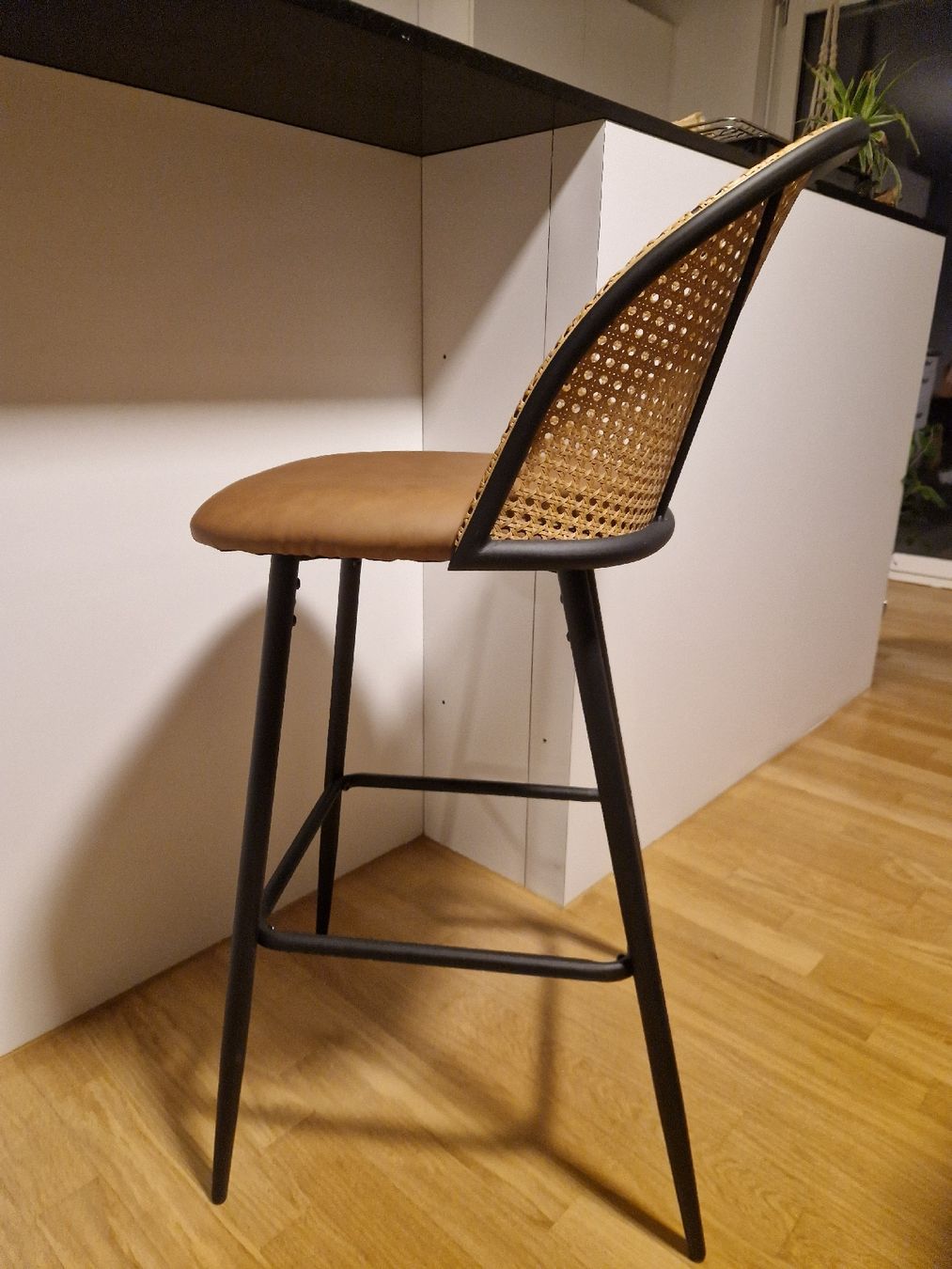 Sgabelli: Barhocker Gausdal – Nuovo e nell'imballaggio originale da Wädenswil venduto da Phinix 1