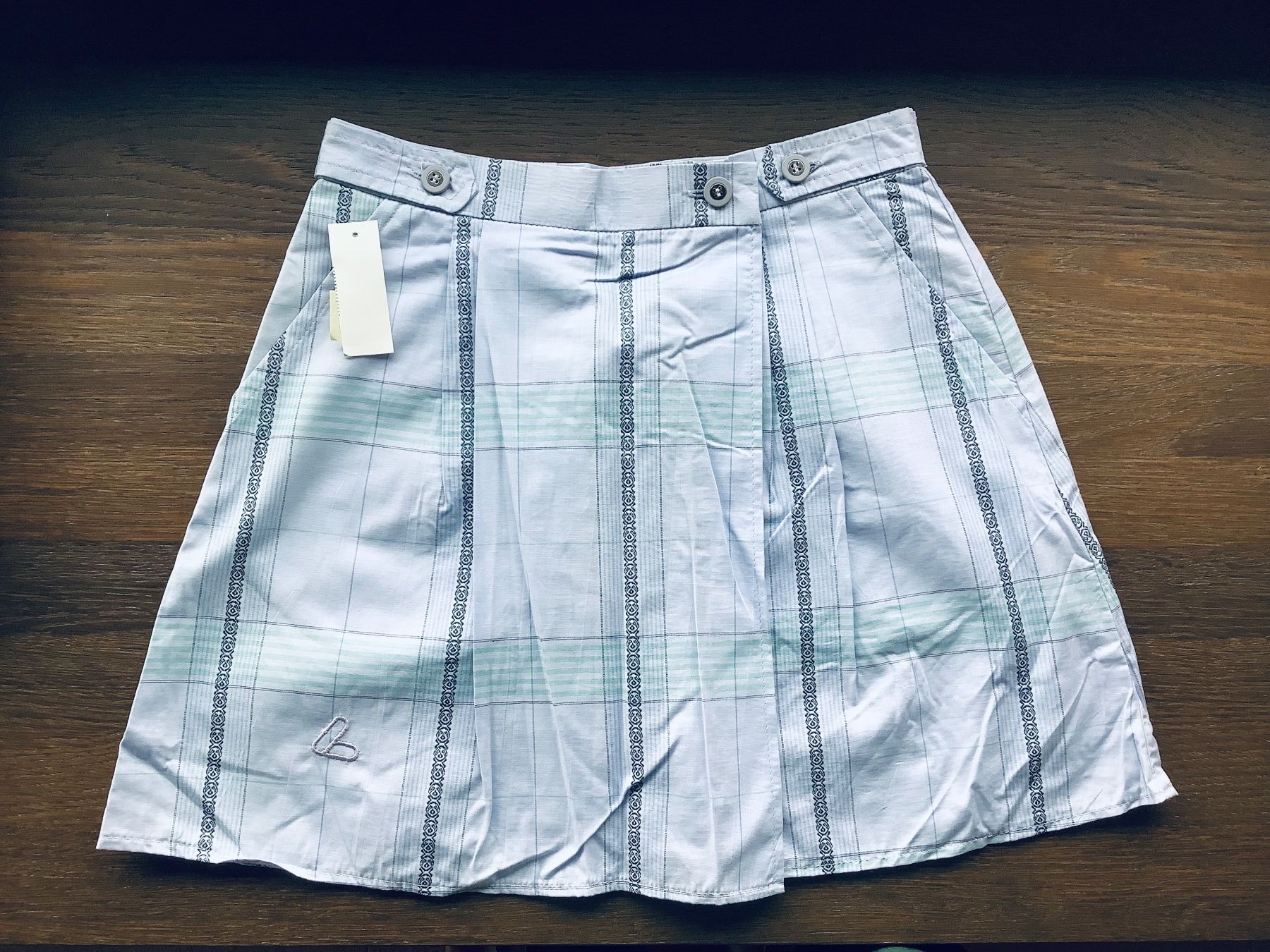 Gonne: Vintage Tennisrock – Nuovo e nell'imballaggio originale da Hausen AG venduto da lisa963
