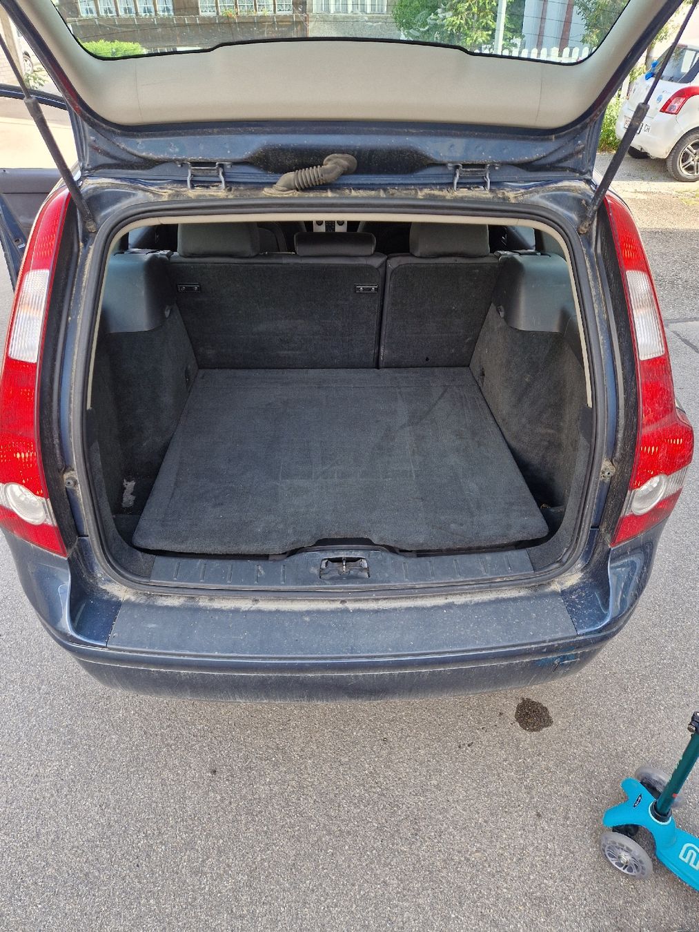 Volvo Automobili: Volvo V50 T5 AWD – Usato da Brunnadern venduto da Landolt66 5