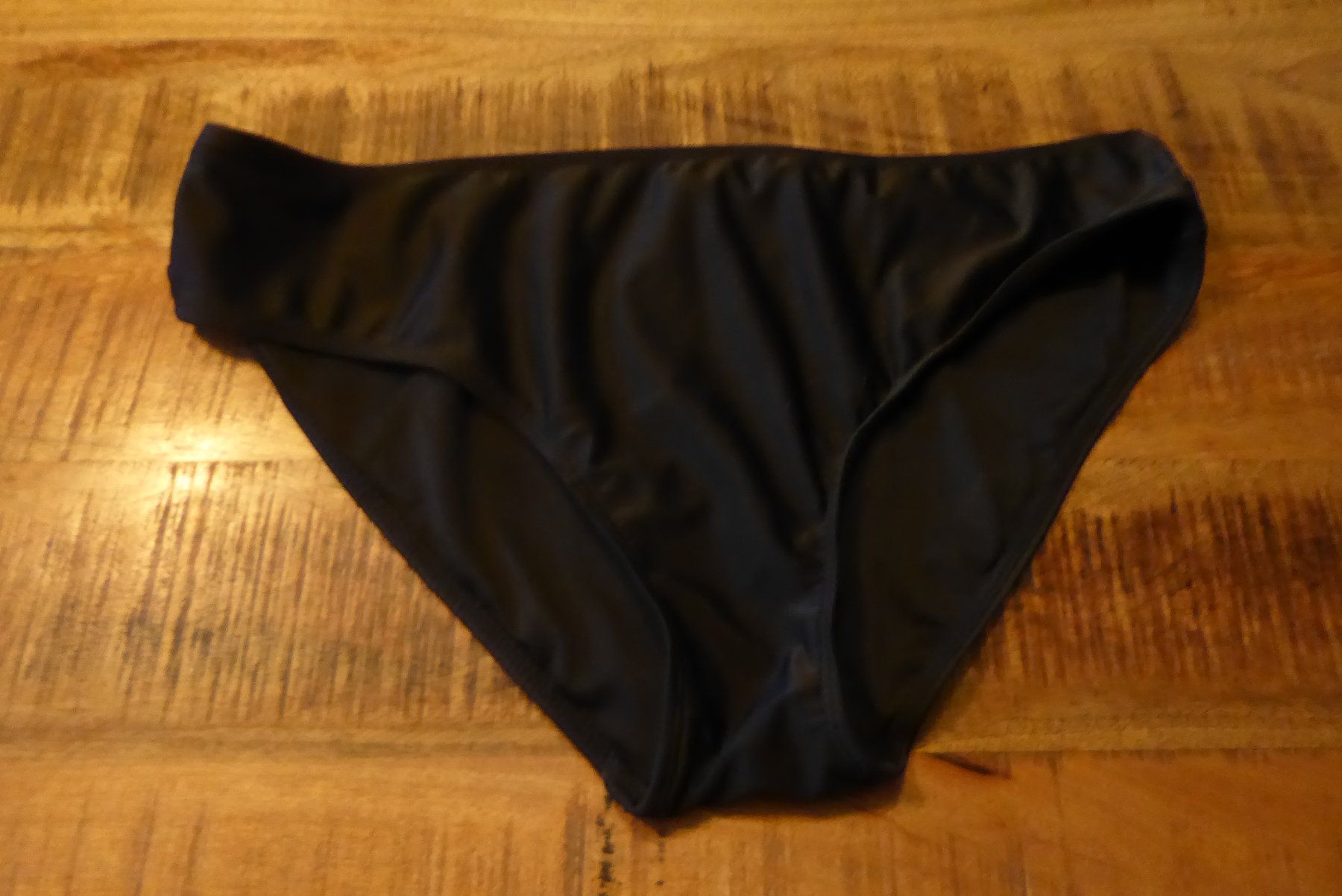 Costumi da bagno & Bikini: schwarze Badehose Gr 44 esmara TOP – Usato da Sargans venduto da Benziner 2