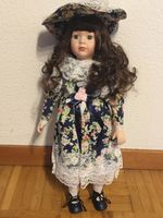 Fine Bisque Porcelain Puppe „ELIZABETH“
