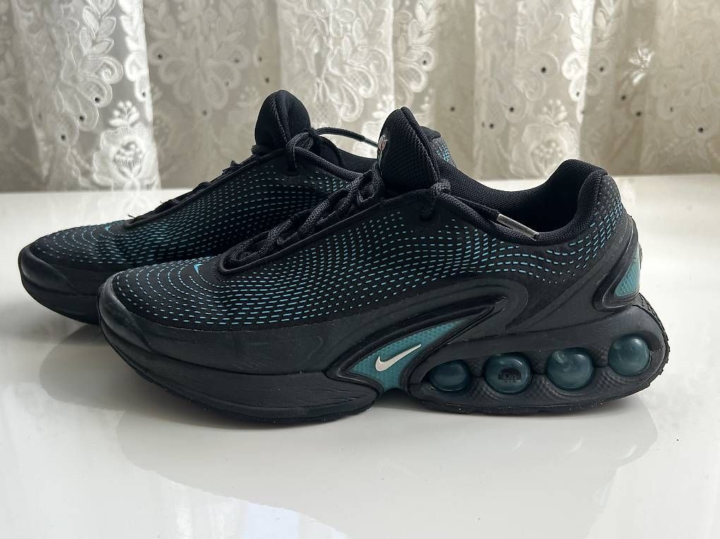 Nike Chaussures hommes: NIKE AIR MAX DN /  Gr.42 – D'occasion à Luzern par Satbere