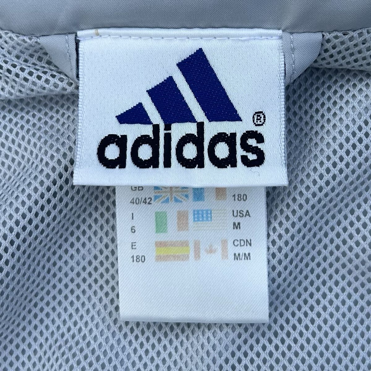 Adidas Giacche: Vintage Adidas White track jacket  – Usato da brent venduto da fukusapes 5