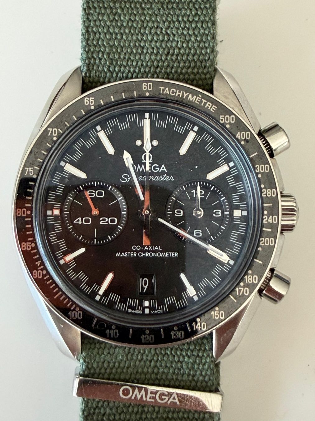 Omega Montres: Omega Speedmaster Racing 329.33.44.51.01.001 – D'occasion à Farvagny-le-Petit par Aeternitas_FS