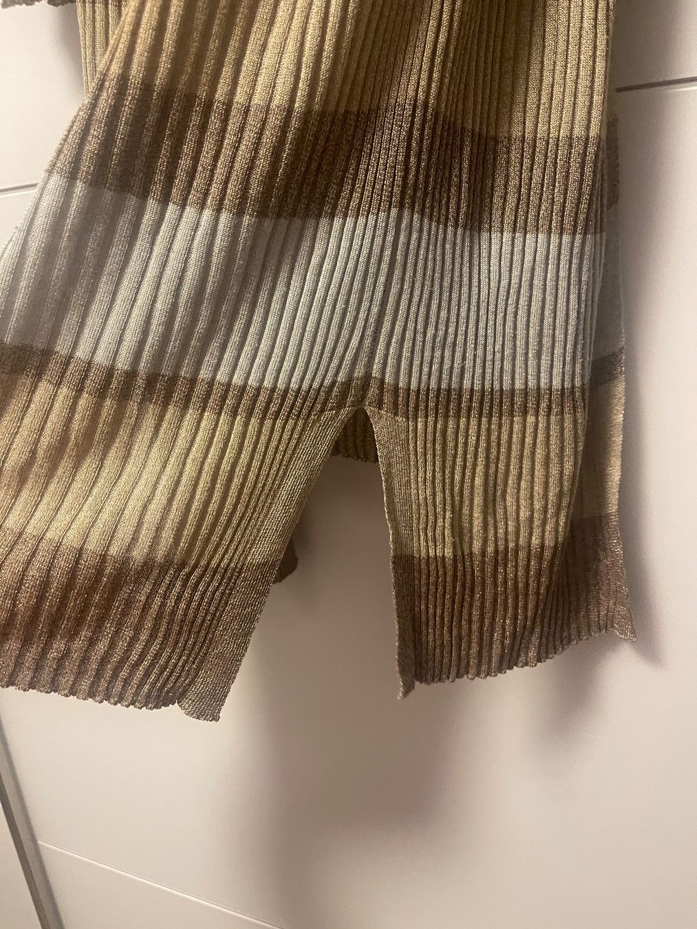 Zara Tops: Zara Cardigan Set – Neu (gemäss Beschreibung) aus Winterthur von Milan340 4
